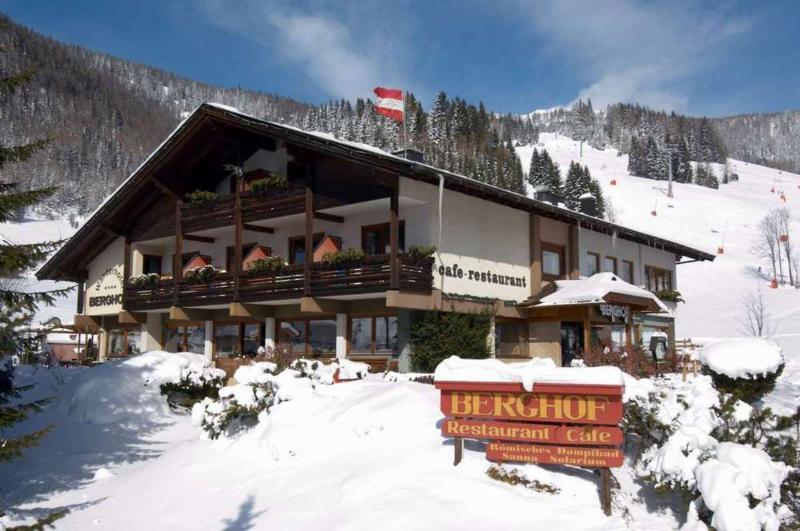 Schi- Und Wanderhotel Berghof Bad Kleinkirchheim Ngoại thất bức ảnh